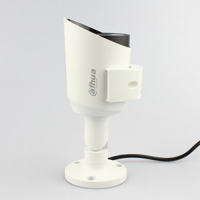 HDCVI видеокамера 2 Мп Dahua DH-HAC-LC1220TP-TH (2.8 мм) с датчиками температуры и влажности для системы видеонаблюдения